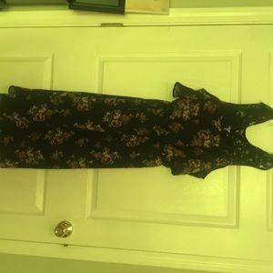 Tank/ off the shoulder black floral print dress